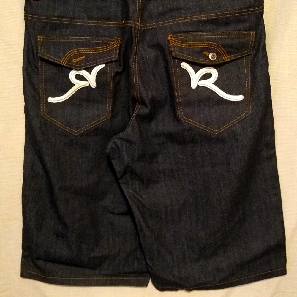 Rocawear  blue denim shorts size 40